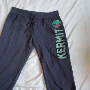 MUPPETS Capri sweats